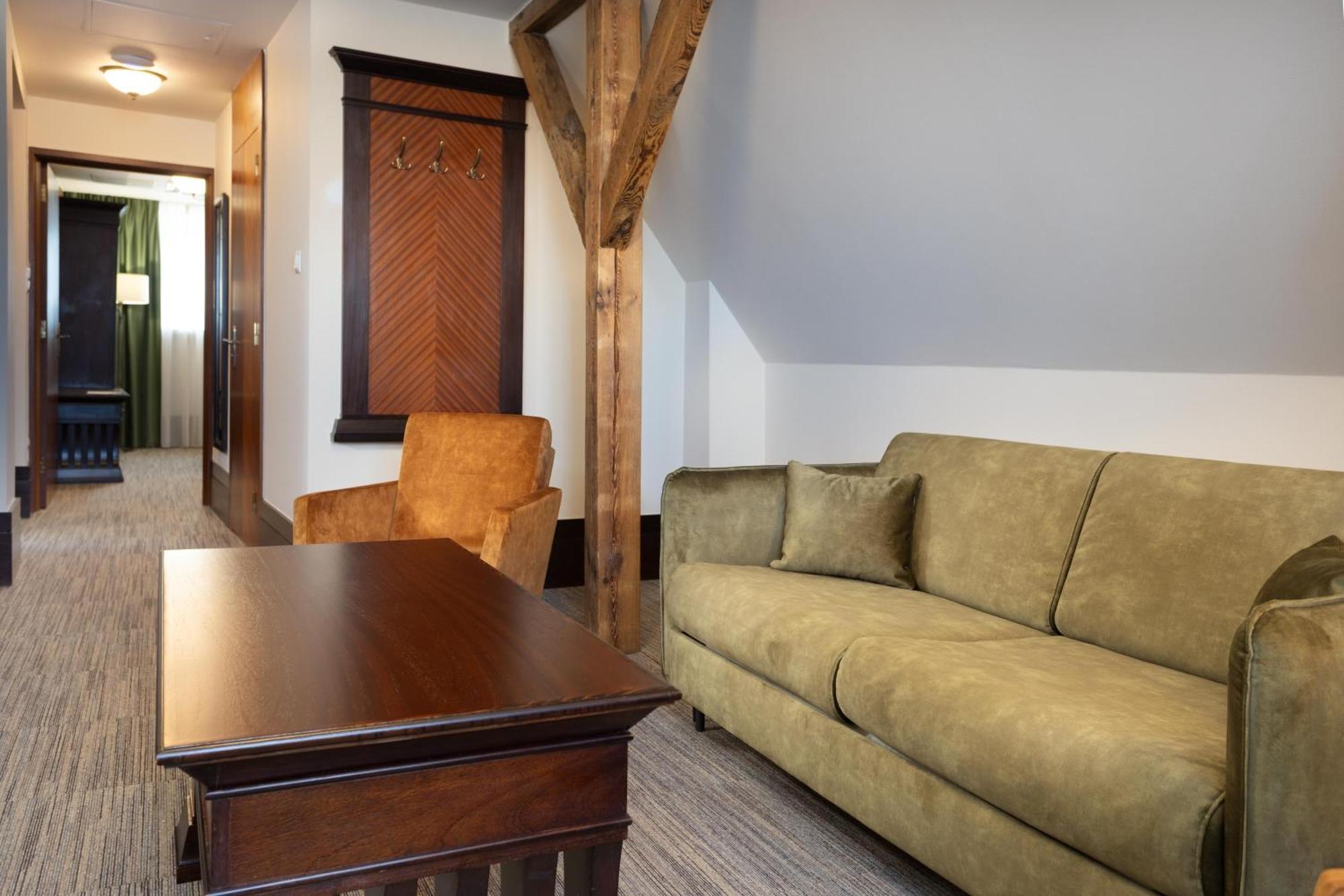 Brovaria Hotel Stary Rynek - Old Town Square بوزنان المظهر الخارجي الصورة