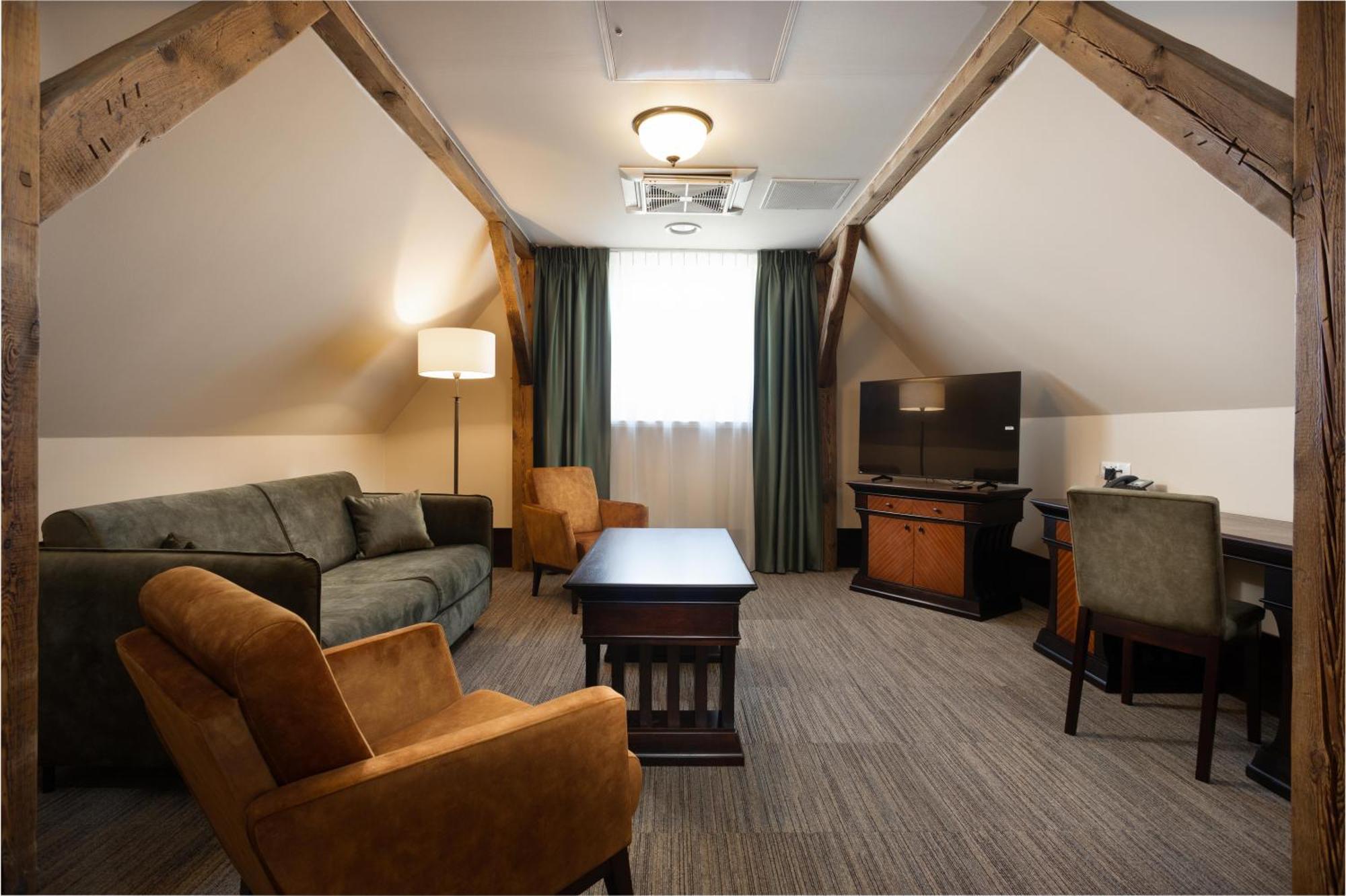 Brovaria Hotel Stary Rynek - Old Town Square بوزنان المظهر الخارجي الصورة