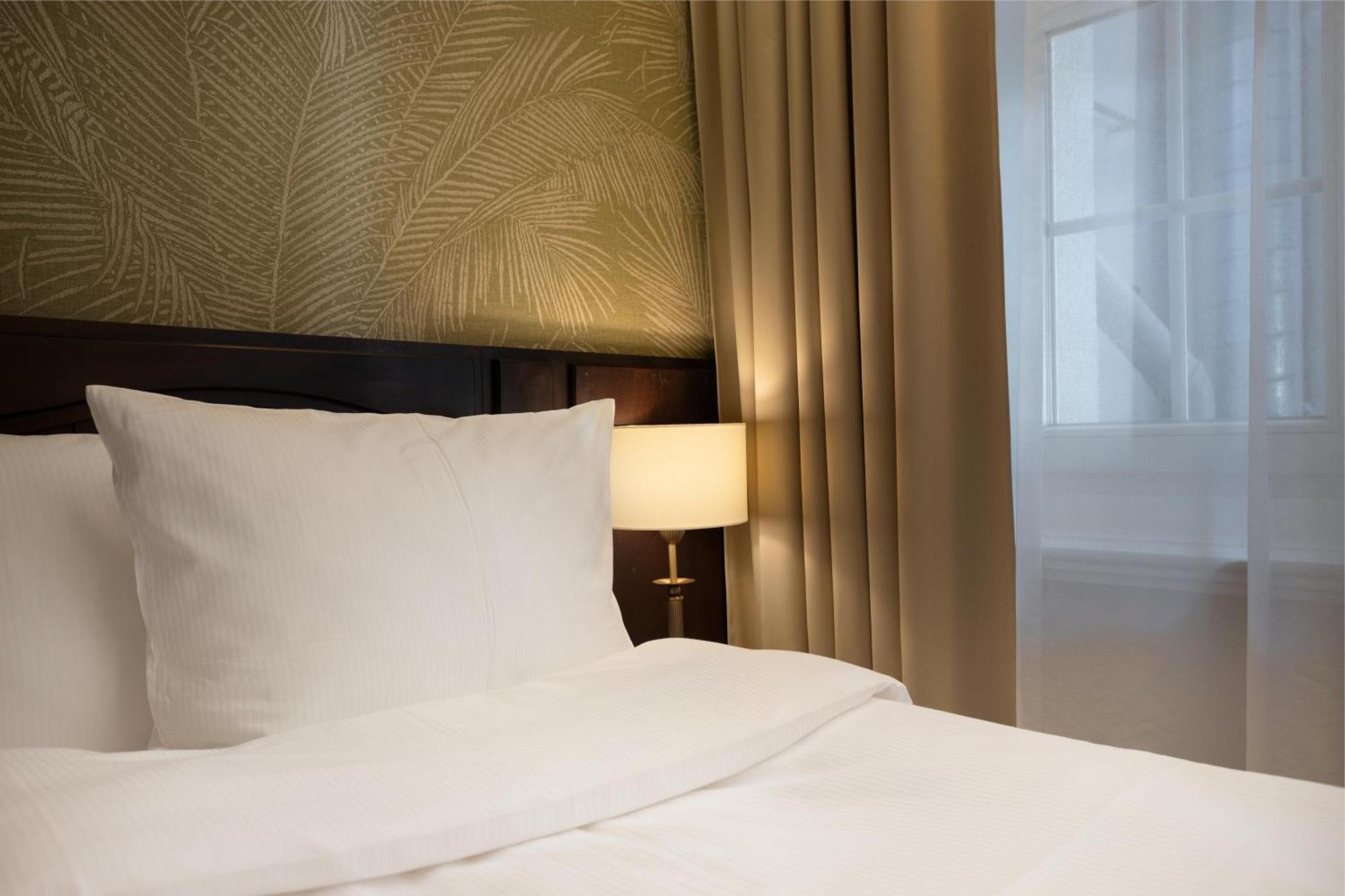 Brovaria Hotel Stary Rynek - Old Town Square بوزنان المظهر الخارجي الصورة