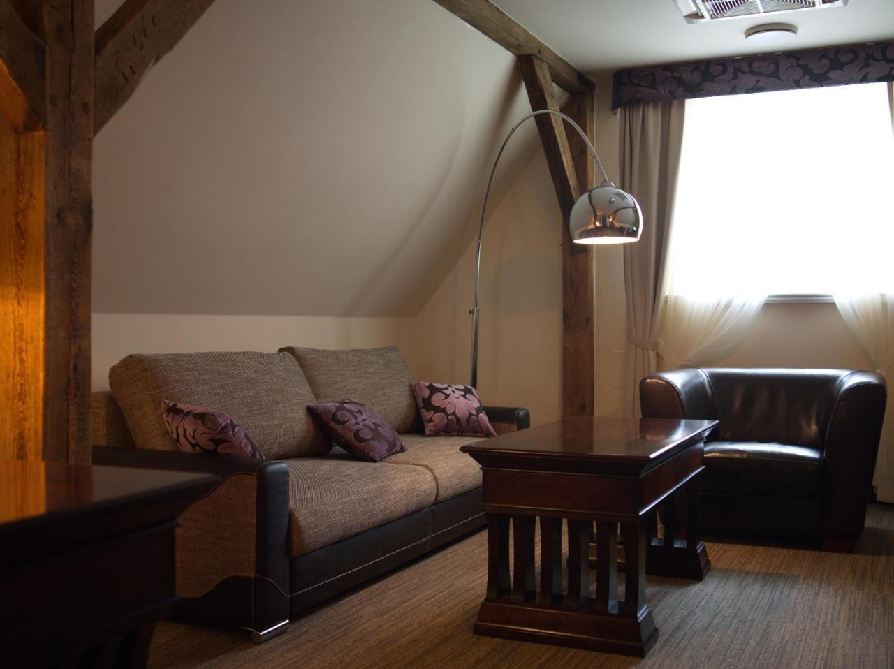 Brovaria Hotel Stary Rynek - Old Town Square بوزنان المظهر الخارجي الصورة